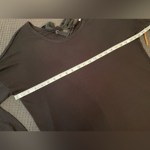 Garage Black Reversible Tunic Long Sleeve with Black Tie Ribbon - Picture 9 of 12